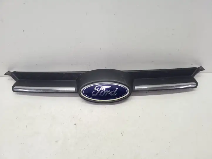 Ford Focus (2011 - 2015) BM51BA133B Верхняя решетка радиатора — фото 1