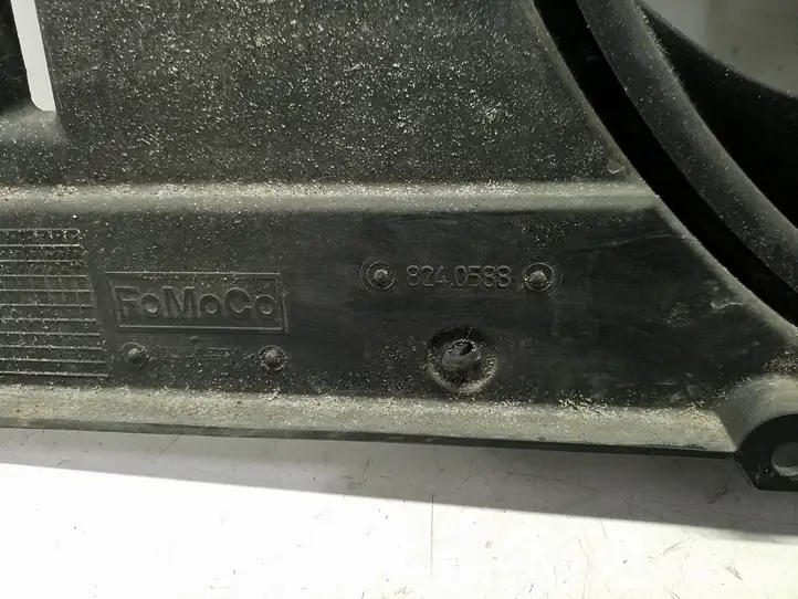 Ford Focus (2011 - 2015) 8V618C607EB Дифузор радиатора — фото 6