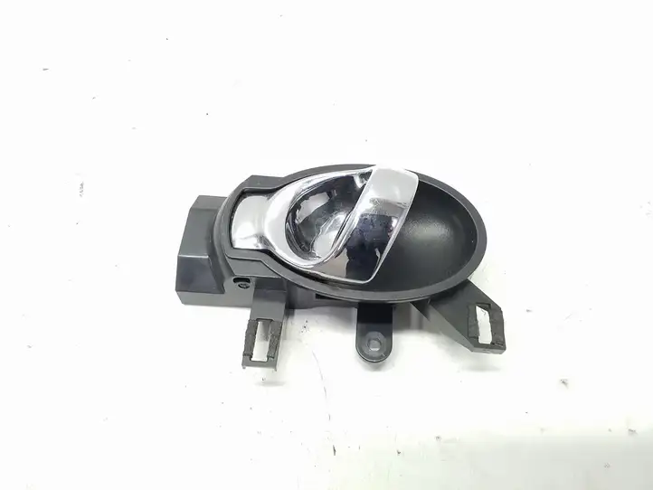 Nissan Juke I F15 (2010 - 2018) Внутренняя ручка двери — фото 1