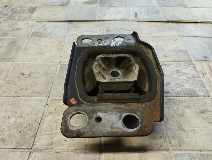 Ford S-MAX (2006 - 2010) 6G917M121AC Опора двигателя — фото 4