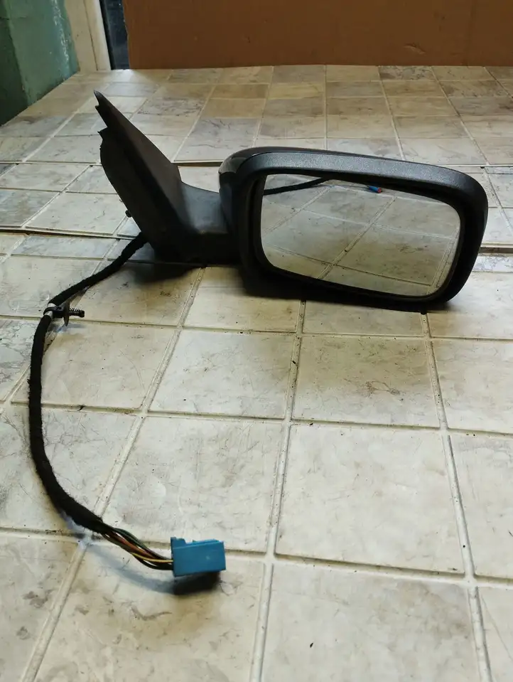 Volvo V50 (2004 - 2008) 015850 Боковое зеркало с электроприводом — фото 1