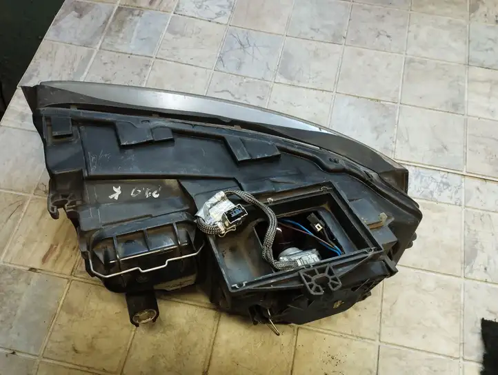 Audi A4 S4 B6 8E 8H (2000 - 2006) 8E0941003F Передняя фара — фото 6