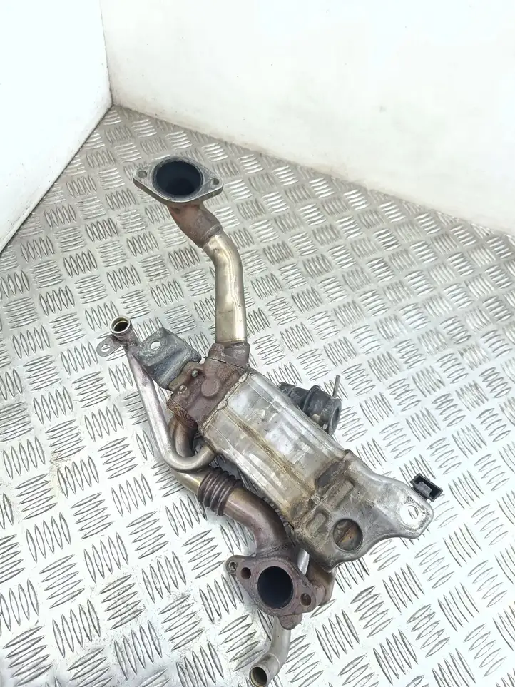 Opel Astra J (2009 - 2012) 822310006 Охладитель клапана EGR — фото 6