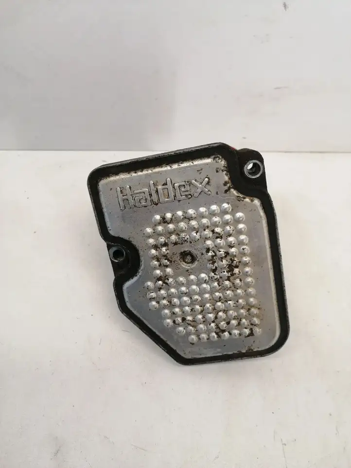 Volvo V70 (2007 - 2013) 5WP3351201 Блок управления задним мостом — фото 5