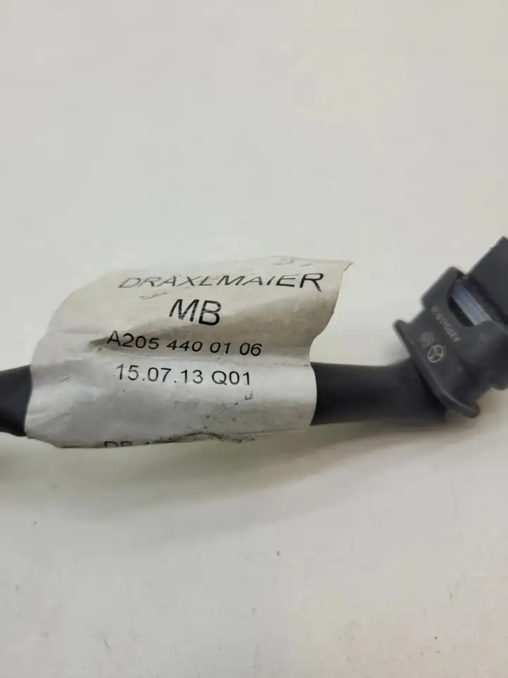 Mercedes-Benz C W205 (2014 - 2021) A2054400106 Прочая электропроводка — фото 2