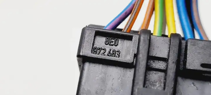Audi A4 S4 B6 8E 8H (2000 - 2006) 8E0972483 Прочая электропроводка — фото 3