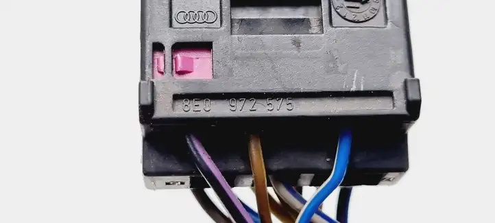 Audi A4 S4 B6 8E 8H (2000 - 2006) 8E0972575 Прочая электропроводка — фото 3