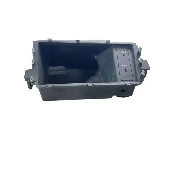 Audi Q3 F3 (2018 - ) 83A035736A USB разъем — фото 3