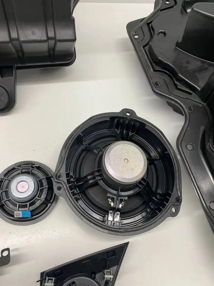 Audi e-tron (2018 - ) 4N0035223C Комплект аудиосистемы — фото 20