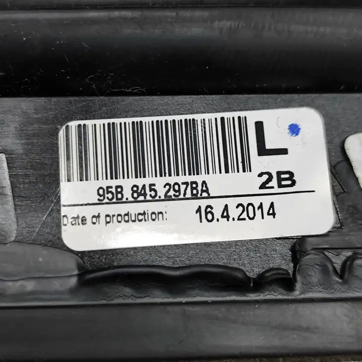 Porsche Macan (95B) (2014 - 2018) 95B845297A Заднее боковое стекло — фото 7