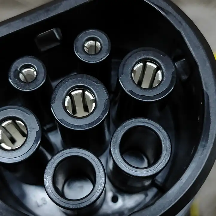 Volkswagen ID.4 (2020 - ) 1EA971675AP Кабель для зарядки электромобилей — фото 7