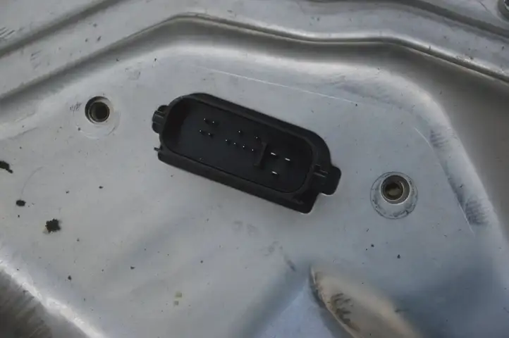 Tesla Model 3 (2017 - 2023) 110442300N Аккумулятор гибридного / электрического автомобиля — фото 3