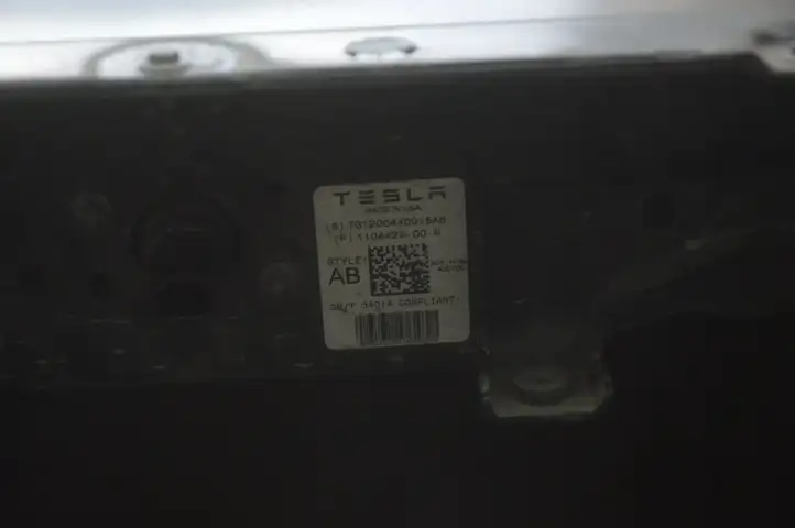 Tesla Model 3 (2017 - 2023) 110442300N Аккумулятор гибридного / электрического автомобиля — фото 13