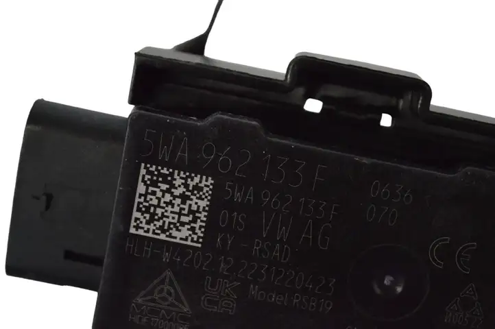 Volkswagen ID.3 (2019 - ) 5WA962133F Антенна бесключевого доступа — фото 6