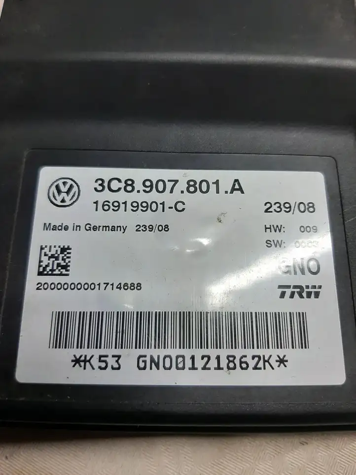 Volkswagen PASSAT B6 (2005 - 2010) 3C8907801A Блок управления стояночным тормозом — фото 4