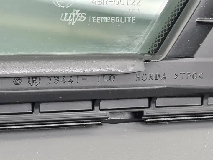 Honda Accord (2008 - 2016) E643R00122 Форточка двери — фото 7