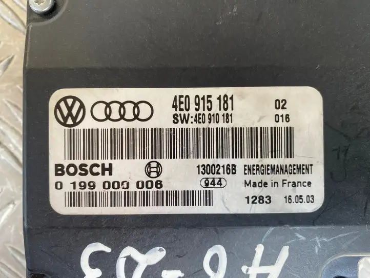 Audi A8 S8 D3 4E (2005 - 2007) 4E0915181 Блок управления электропитанием — фото 5