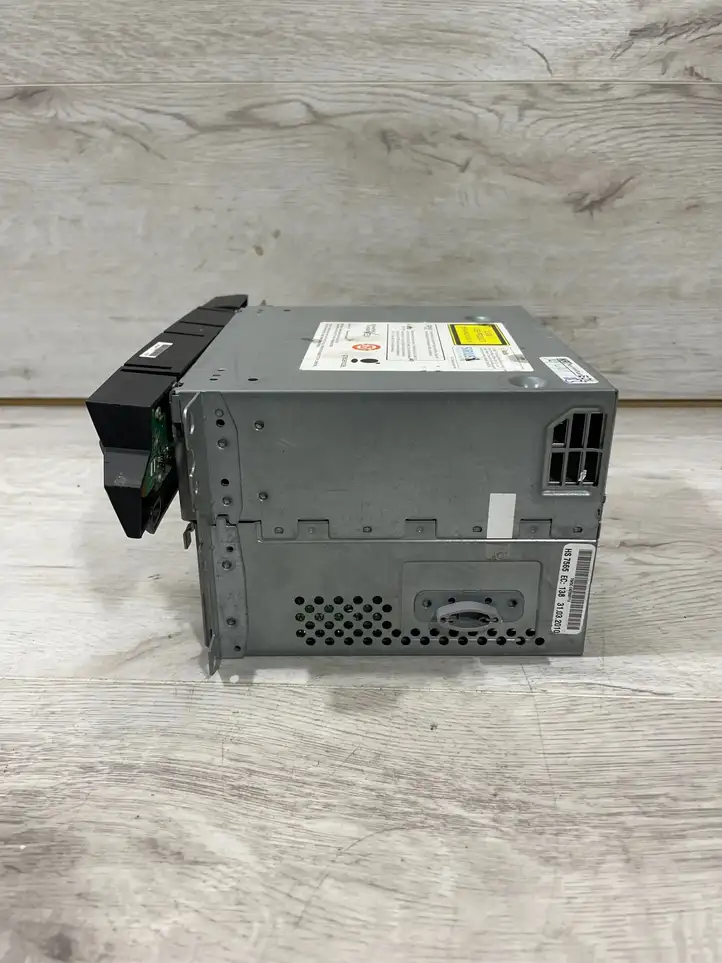 BMW 5 E60 E61 (2004 - 2010) 9218297 Магнитола / мультимедийная система — фото 4