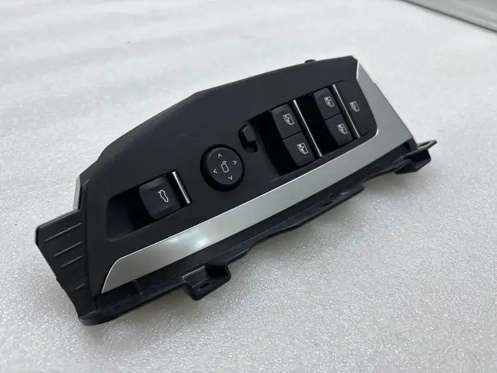 BMW X3 G01 (2018 - 2024) 6832719 Блок кнопок стеклоподъемников — фото 1