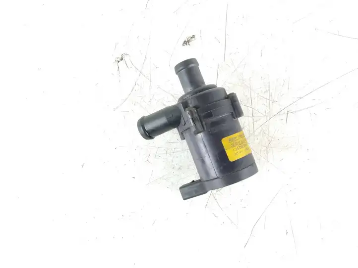 Mercedes-Benz ML W164 (2005 - 2011) 12402050800 Циркуляционный насос Webasto — фото 1