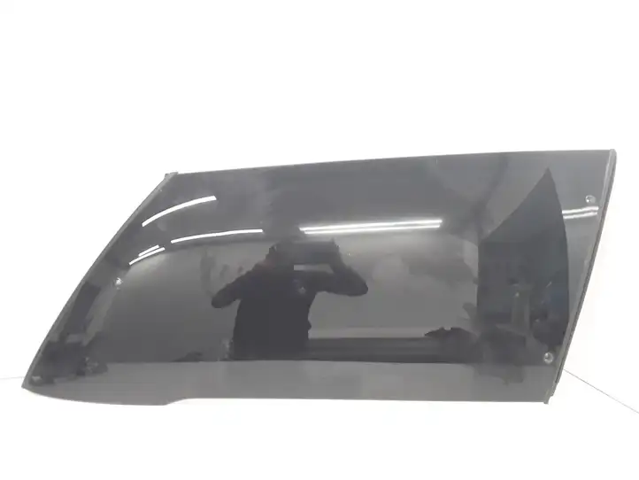 Toyota Previa (XR30, XR40) II (2000 - 2006) 43R00150 Заднее боковое стекло — фото 1