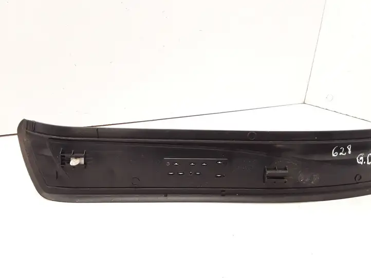 BMW 5 E60 E61 (2004 - 2010) 51477034306 Внутренняя отделка заднего порога — фото 5