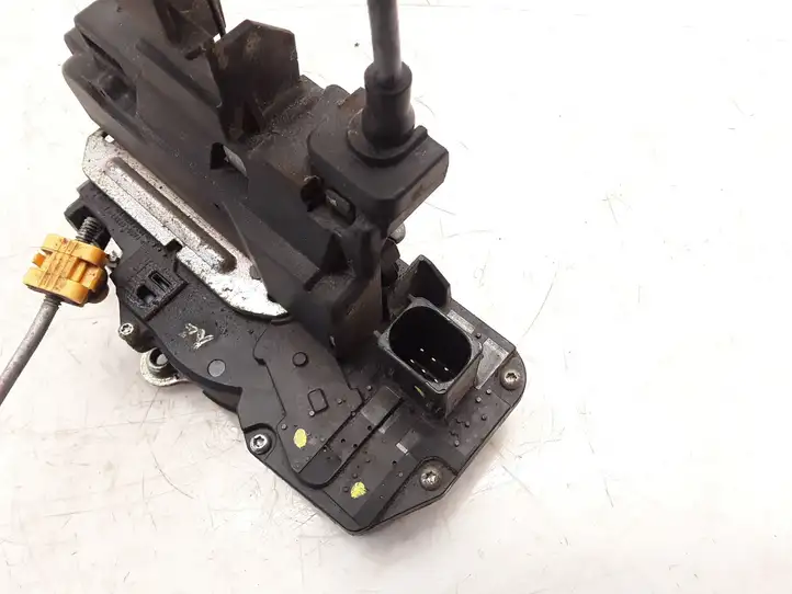 Chevrolet Captiva (2006 - 2011) Замок задней двери — фото 6