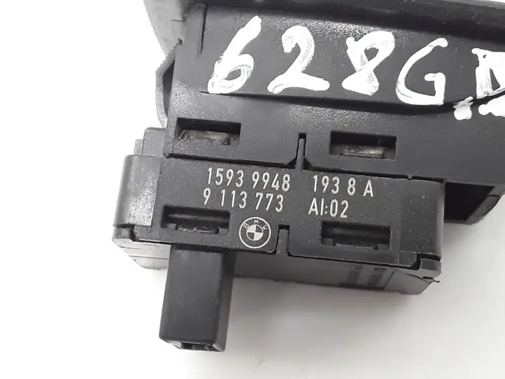 BMW 5 E60 E61 (2004 - 2010) 9113773 Кнопка стеклоподъемников — фото 3
