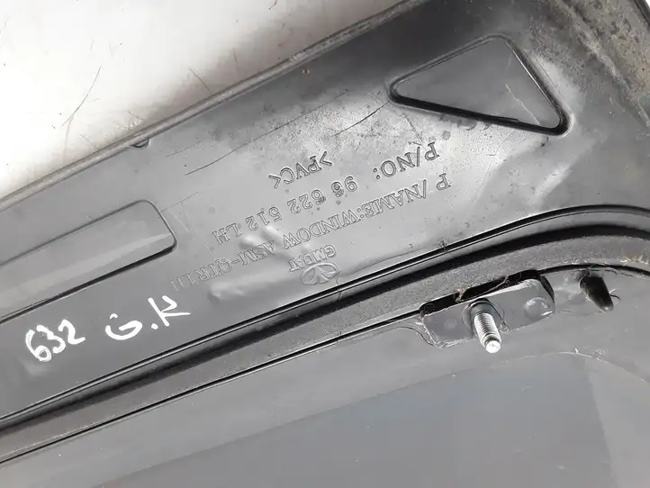 Chevrolet Captiva (2006 - 2011) 96622512 Заднее боковое стекло — фото 6