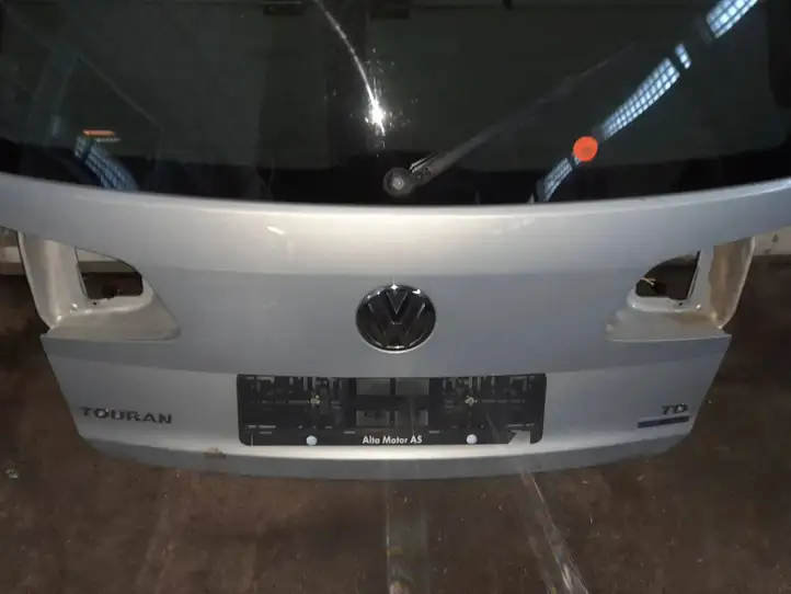 Volkswagen Touran II (2010 - 2016) Крышка багажника — фото 11