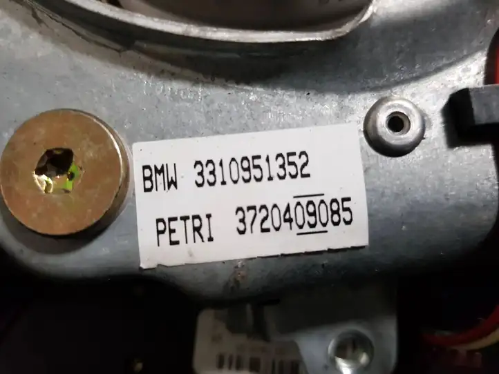 BMW 5 E39 (1996 - 2003) 3310951352 Подушка безопасности руля — фото 4