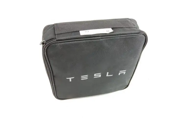 Tesla Model S (2021 - ) 147906899C Кабель для зарядки электромобилей — фото 5