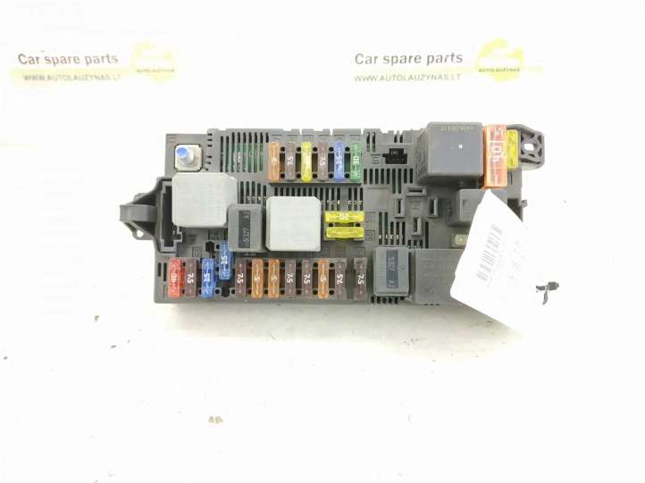 DALISID3796 Mercedes-Benz E W211 Saugiklių dėžė (komplektas)