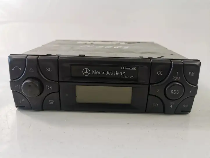 Mercedes-Benz E W210 (1995 - 2002) A2108200986 Магнитола / мультимедийная система — фото 2