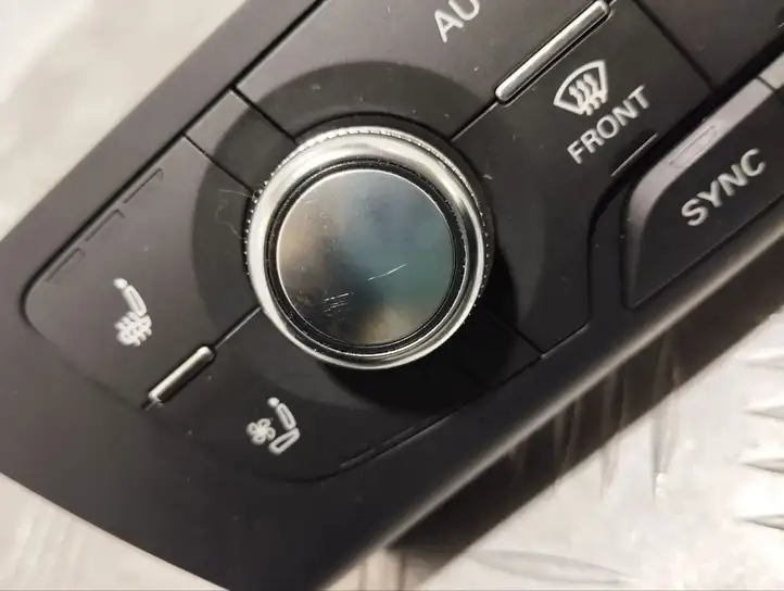 Audi A6 C7 (2011 - 2014) 4G0820043L Кнопка кондиционера — фото 3