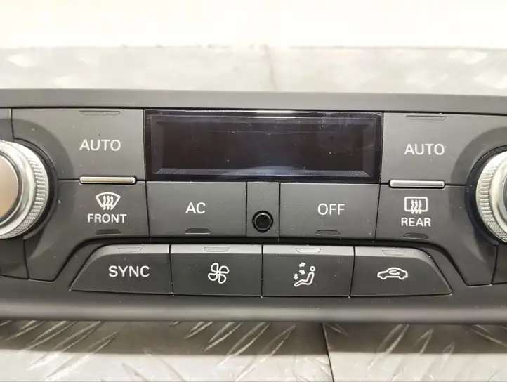 Audi A6 C7 (2011 - 2014) 4G0820043L Кнопка кондиционера — фото 6