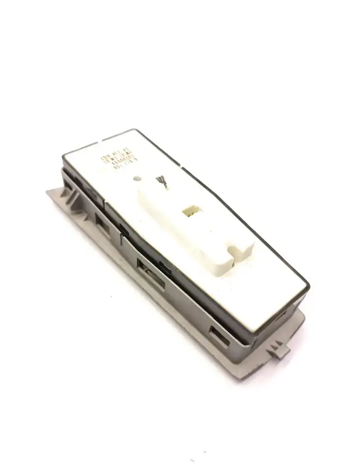 BMW 7 E65 E66 (2001 - 2008) 6917106 Кнопка стеклоподъемников — фото 3