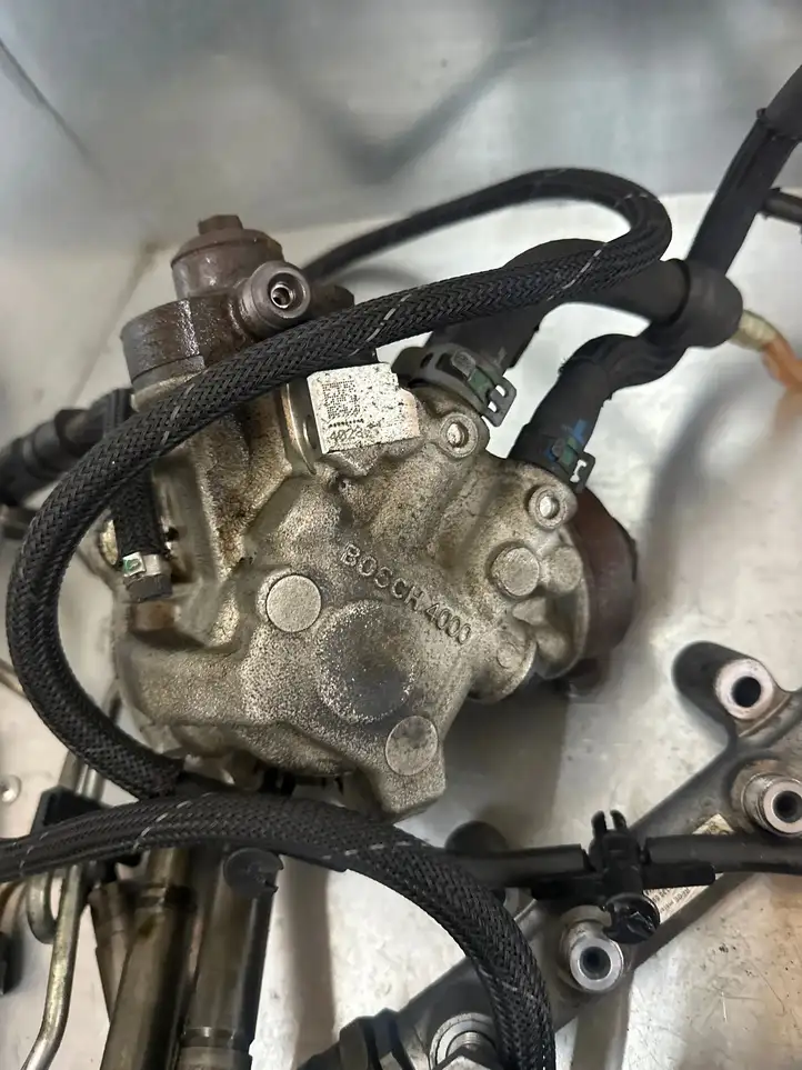 Audi A6 C7 (2011 - 2014) 059130090 Комплект системы впрыска — фото 3