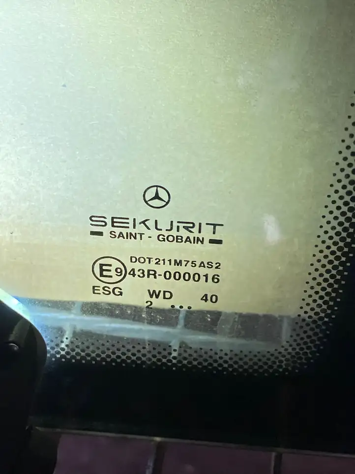 Mercedes-Benz Vito Viano W638 (1996 - 2003) Заднее боковое стекло — фото 2