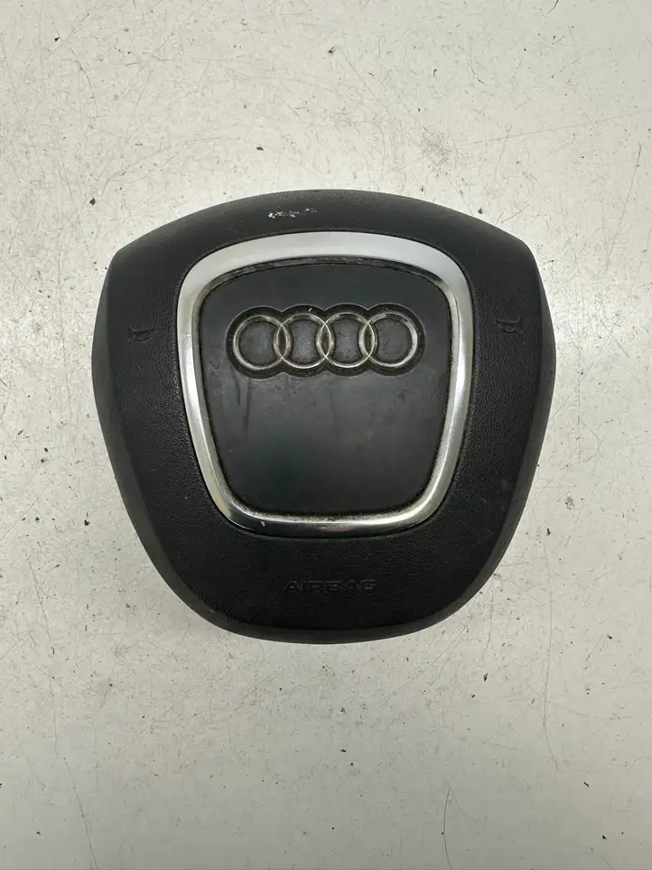 Audi A4 S4 B8 8K (2007 - 2011) 8K0880201A Подушка безопасности руля — фото 1