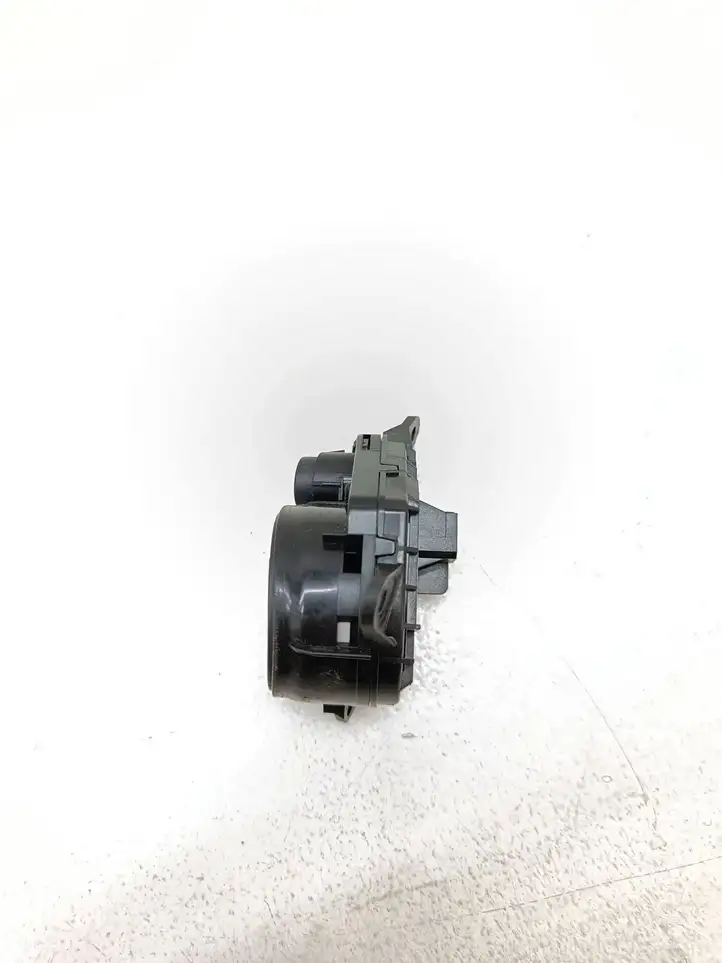 Mercedes-Benz C W204 (2007 - 2014) A2048210051 Кнопки на рулевом колесе — фото 3