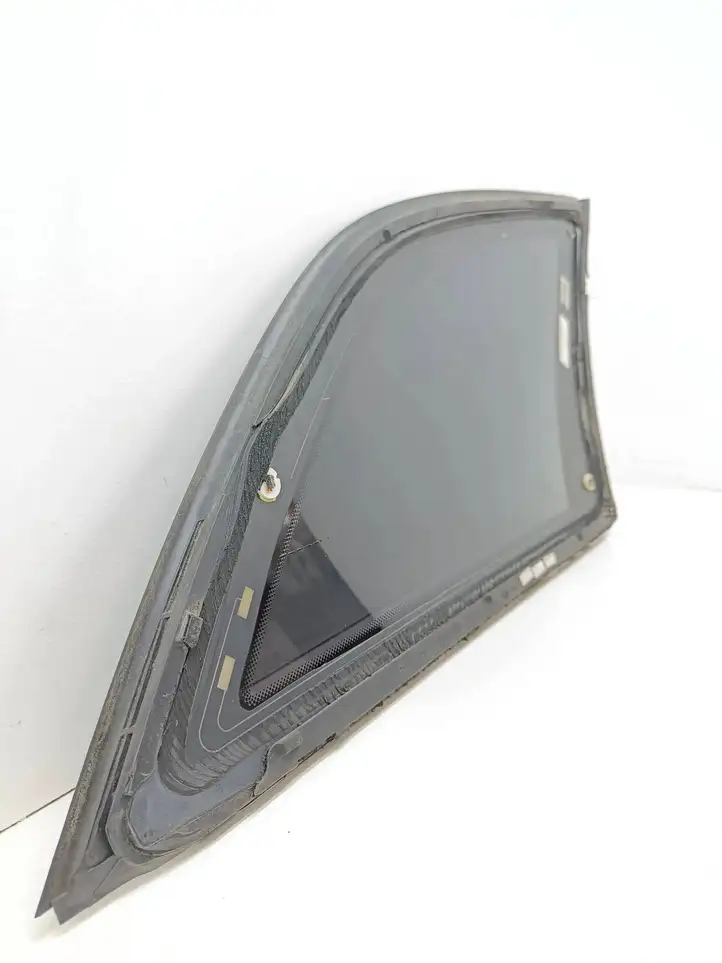 Mercedes-Benz C W204 (2007 - 2014) A2046701112 Заднее боковое стекло — фото 7