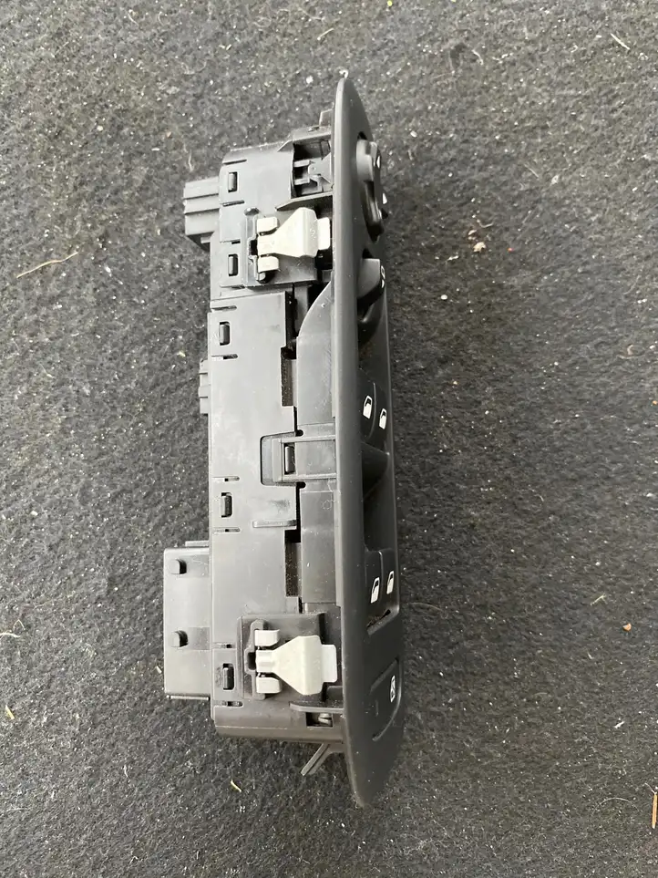 Peugeot 308 (2013 - 2021) 96788264ZD Блок кнопок стеклоподъемников — фото 2