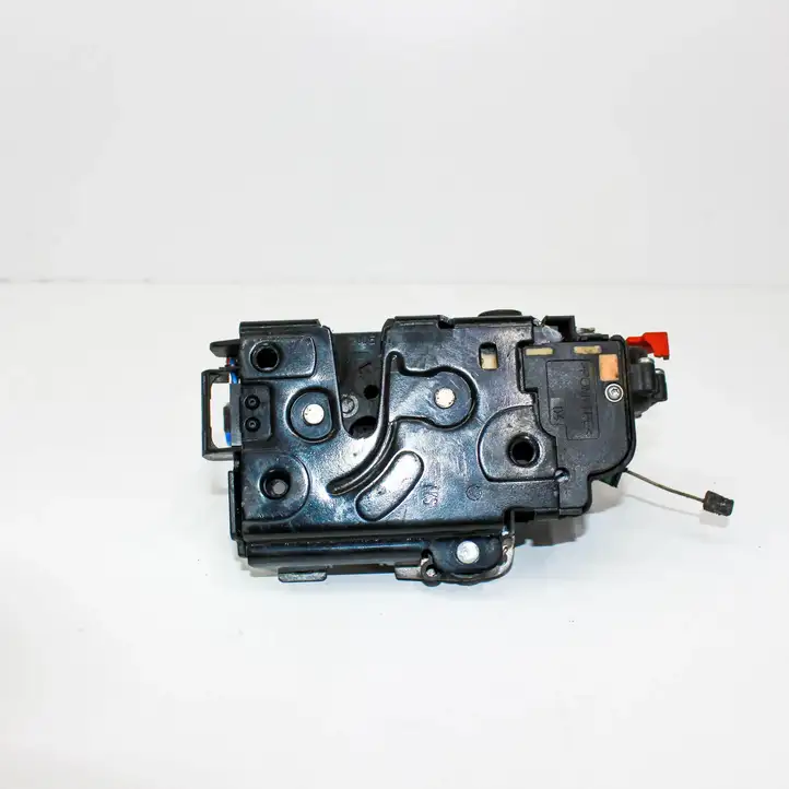 Volkswagen Touran I (2003 - 2010) 7L0839016D Замок задней двери — фото 4
