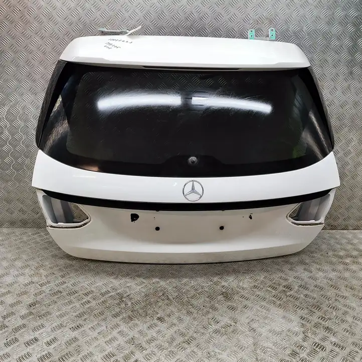 Mercedes-Benz C W205 (2014 - 2021) A2057400010 Крышка багажника — фото 1