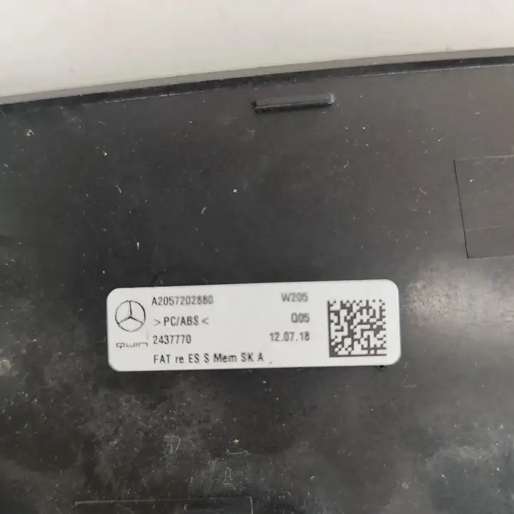 Mercedes-Benz GLC X253/C253 (2015 - ) A2536806802 Прочие детали салона — фото 2