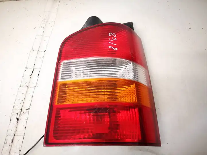 Volkswagen Transporter-Caravelle (2003 - 2009)  7h0945096g Задний фонарь в кузове
