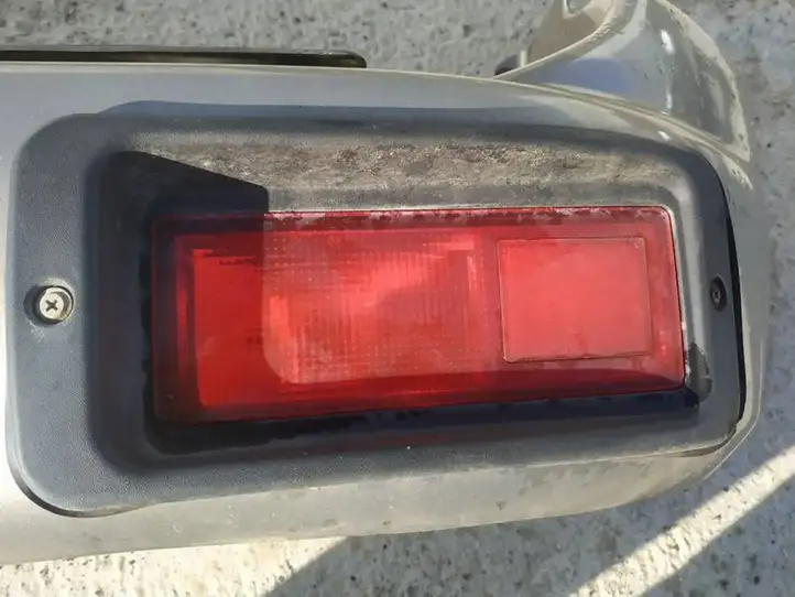 Mitsubishi Pajero Sport I (2004 - 2008) Задняя противотуманная фара — фото 1