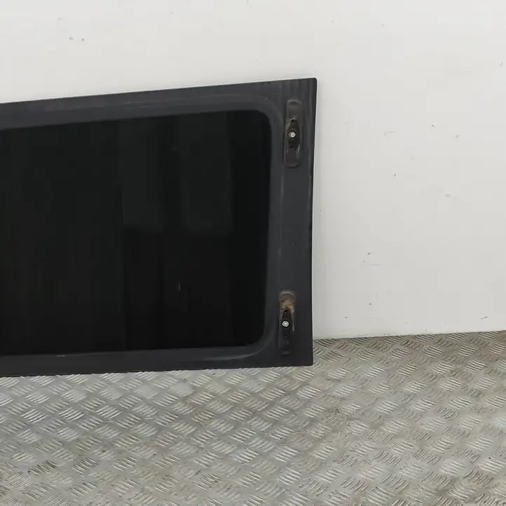 Mercedes-Benz Vito W447 (2014 - ) A4477451010 Заднее боковое стекло — фото 6