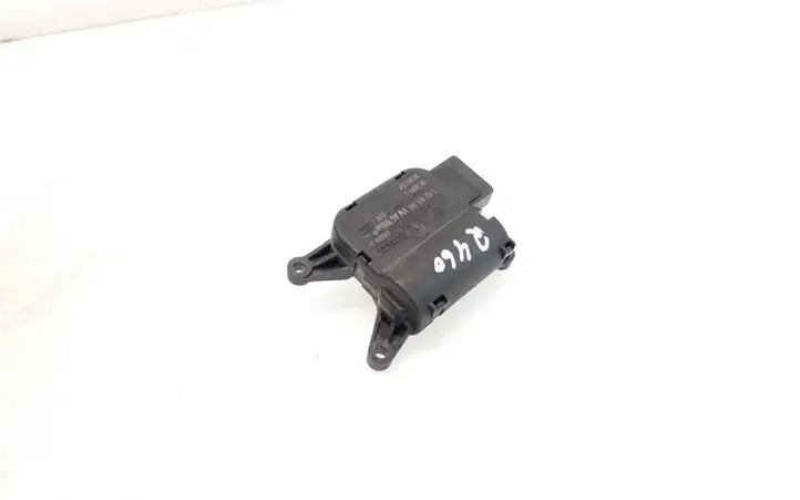 Audi A3/S3 8L (2000 - 2003) 0132801345 Двигатель задвижки потока воздуха — фото 2